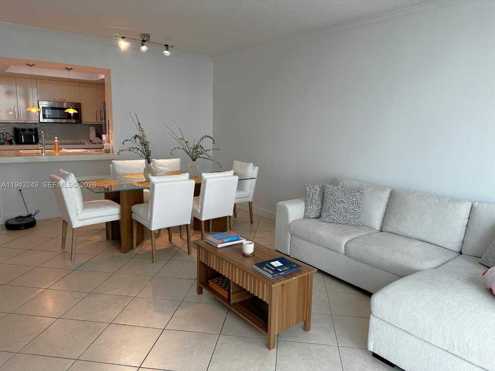 Small Image of 2000 NORTH BAYSHORE DR #625, Miami Number 4