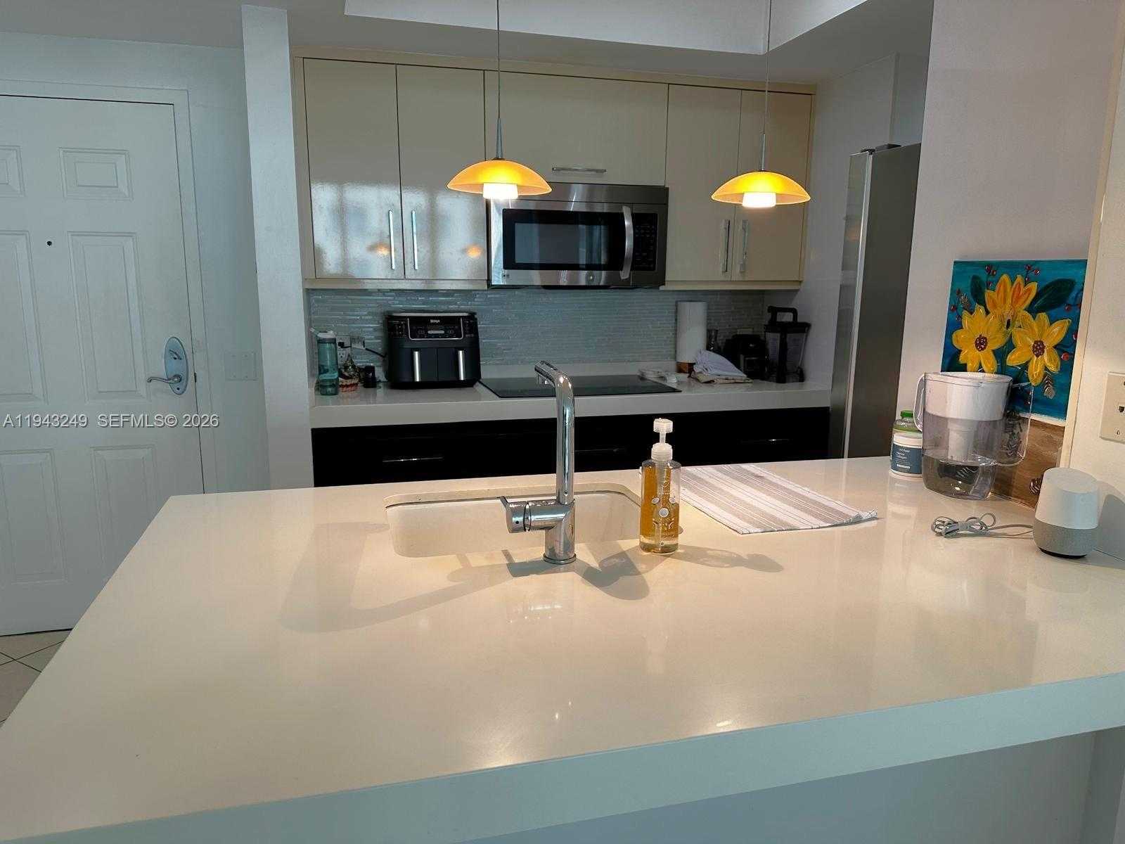 Small Image of 2000 NORTH BAYSHORE DR #625, Miami Number 9