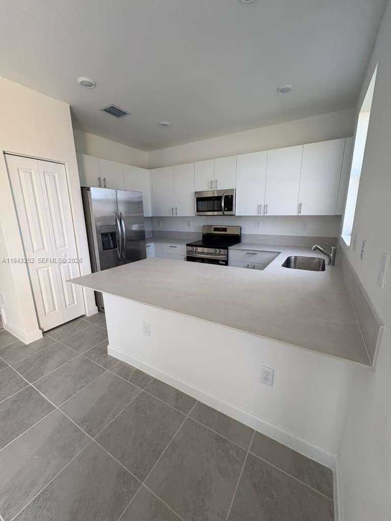 Small Image of 2708 SOUTH EAST 26TH AVE, Homestead Number 6