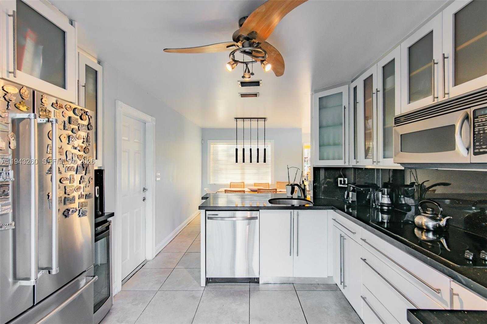 Small Image of 165 NORTH WEST 85TH CT #165, Miami Number 6