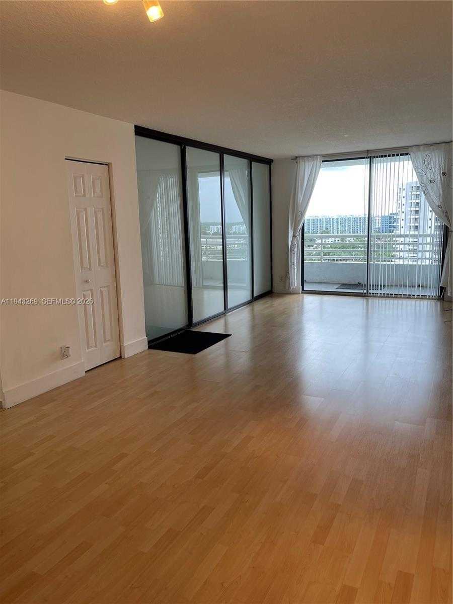 Small Image of 3300 NORTH EAST 192ND ST #1804, Aventura Number 41