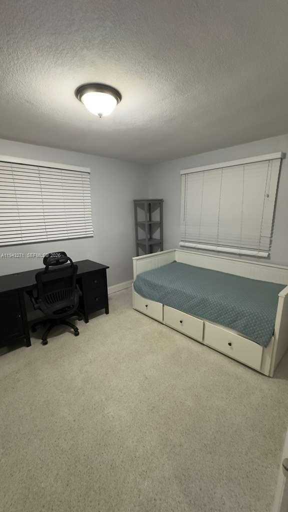 Small Image of 1610 NORTH HAYES STR #B, Hollywood Number 6