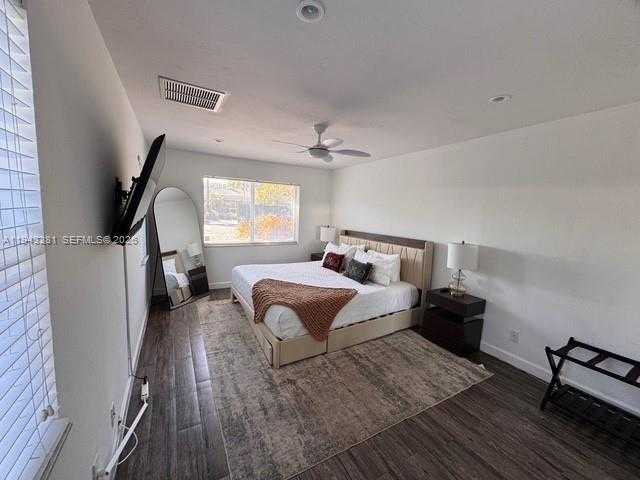 Small Image of 2101 NORTH EAST 25TH ST #2101, Wilton Manors Number 15