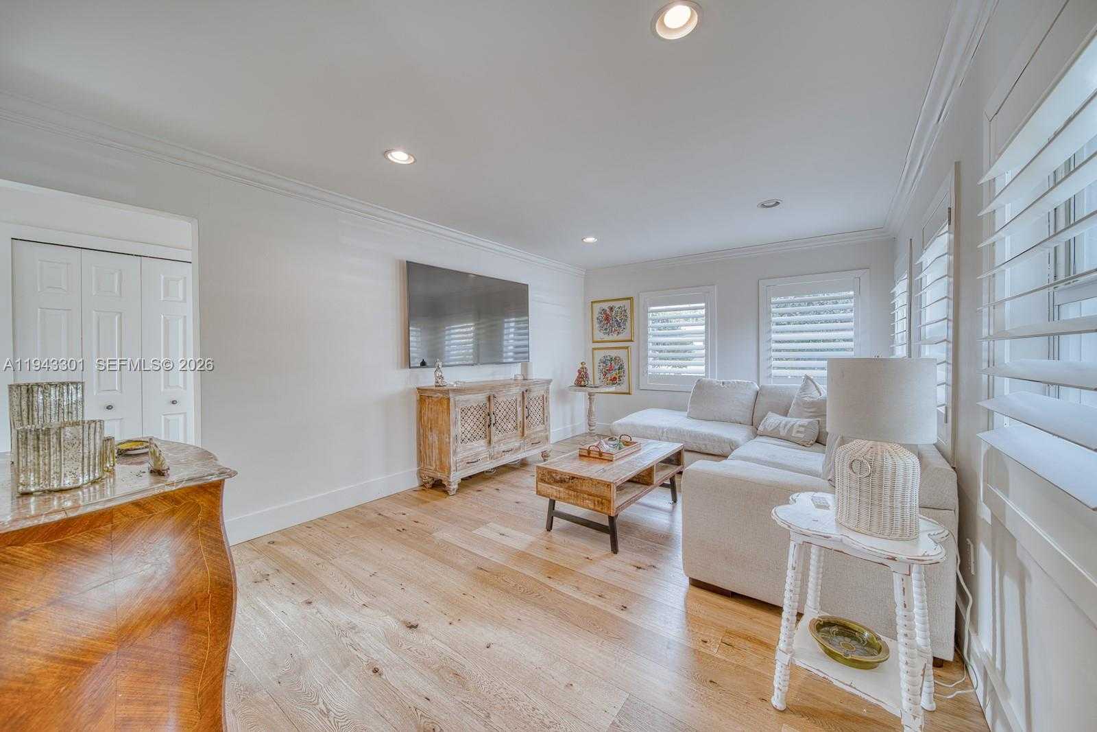 Small Image of 7621 SOUTH WEST 65TH PL, South Miami Number 11