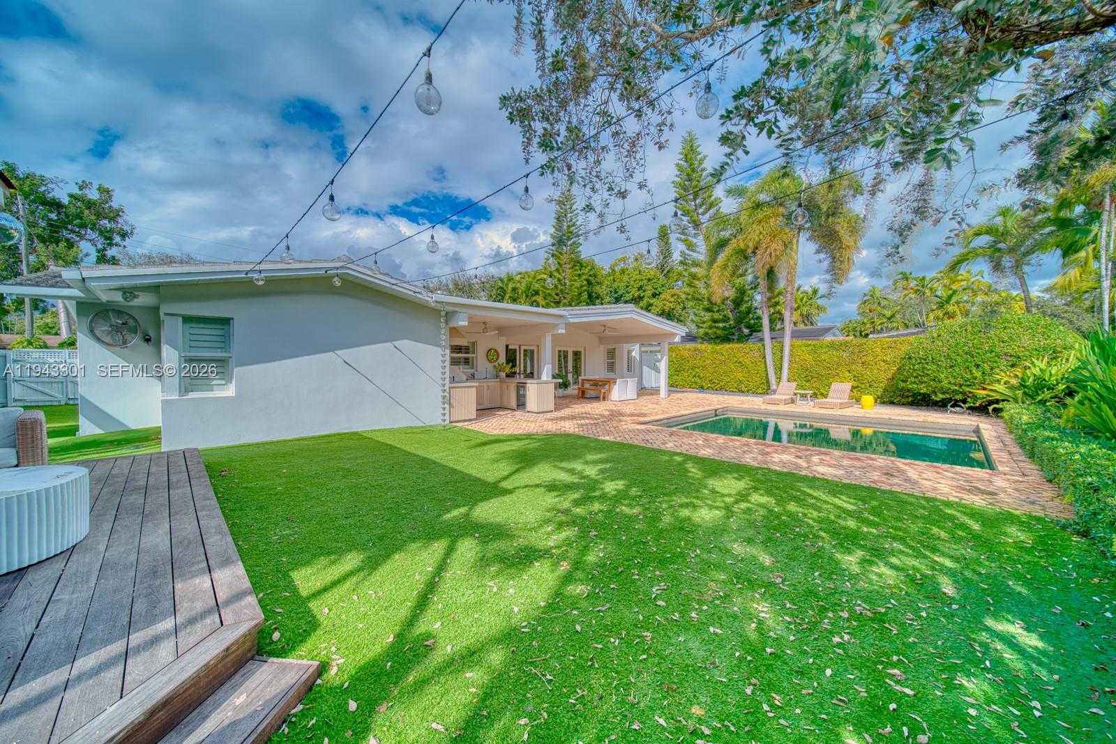 Small Image of 7621 SOUTH WEST 65TH PL, South Miami Number 36