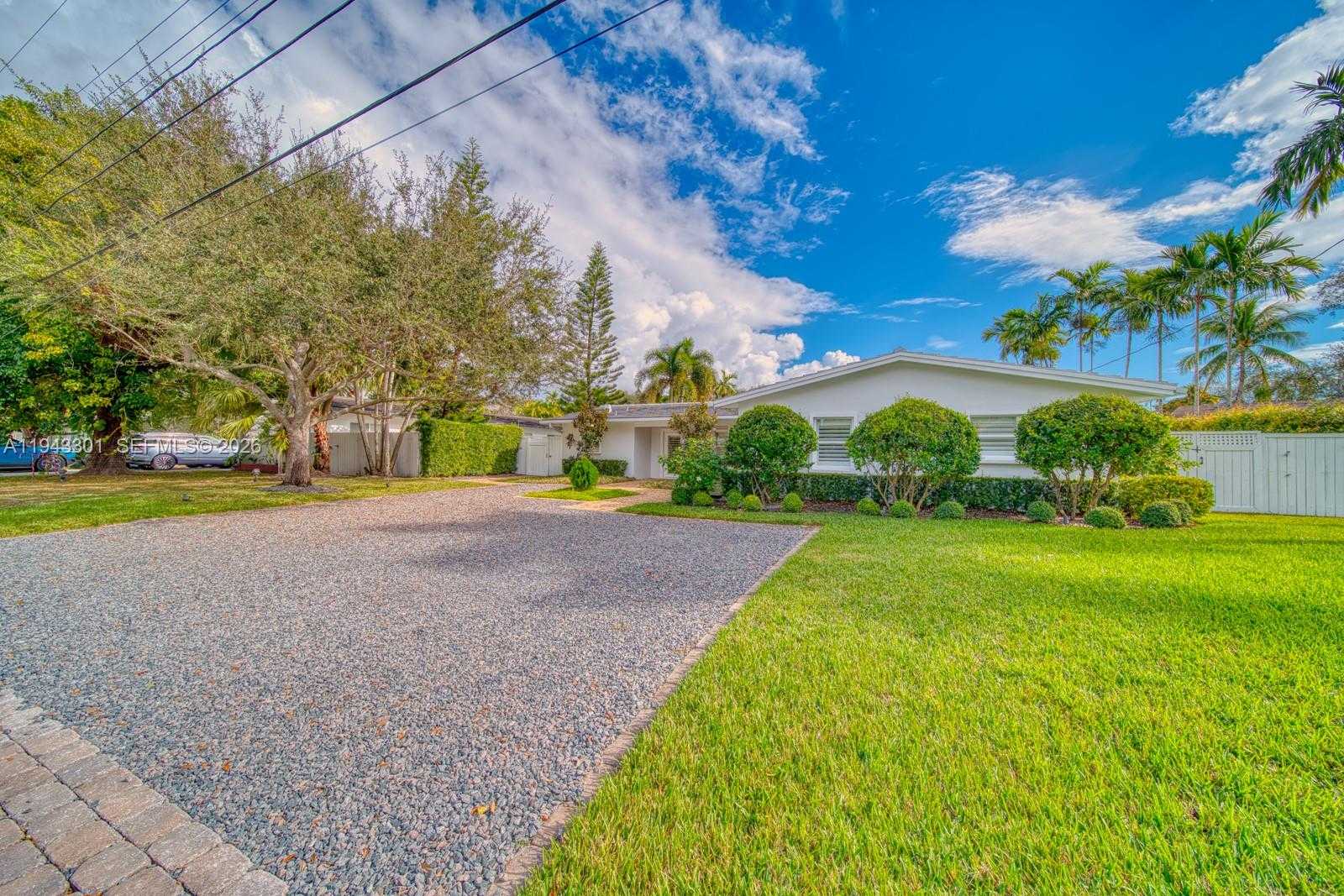 Small Image of 7621 SOUTH WEST 65TH PL, South Miami Number 39