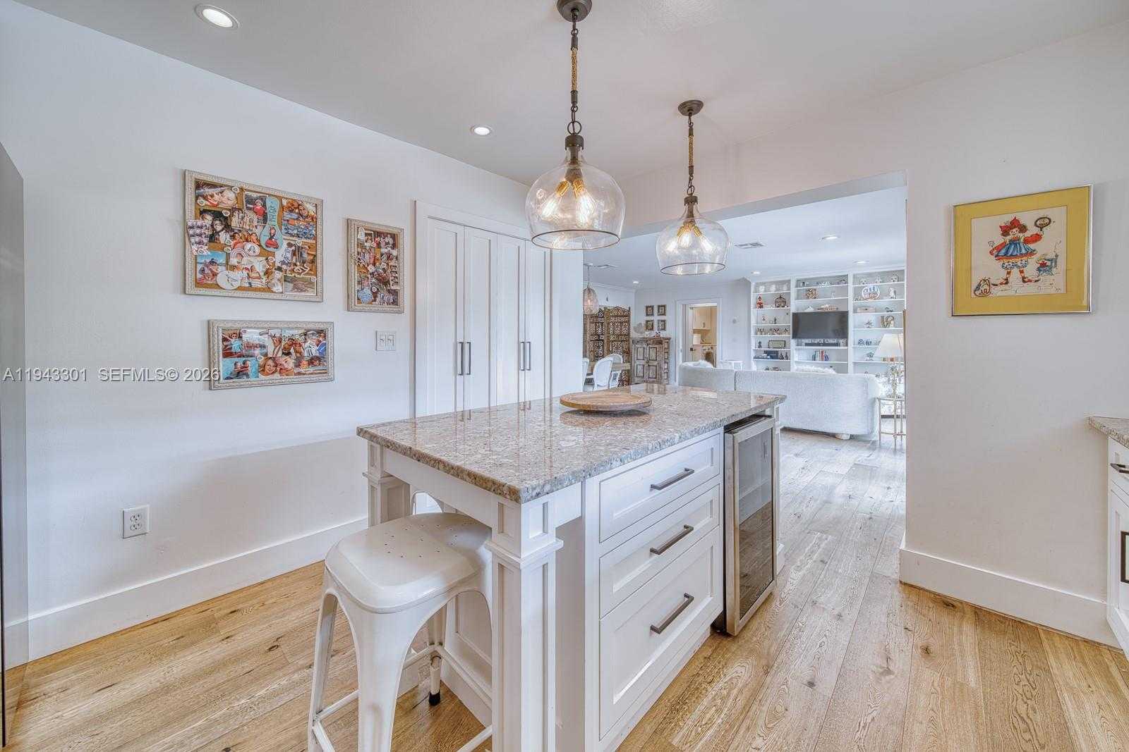 Small Image of 7621 SOUTH WEST 65TH PL, South Miami Number 7