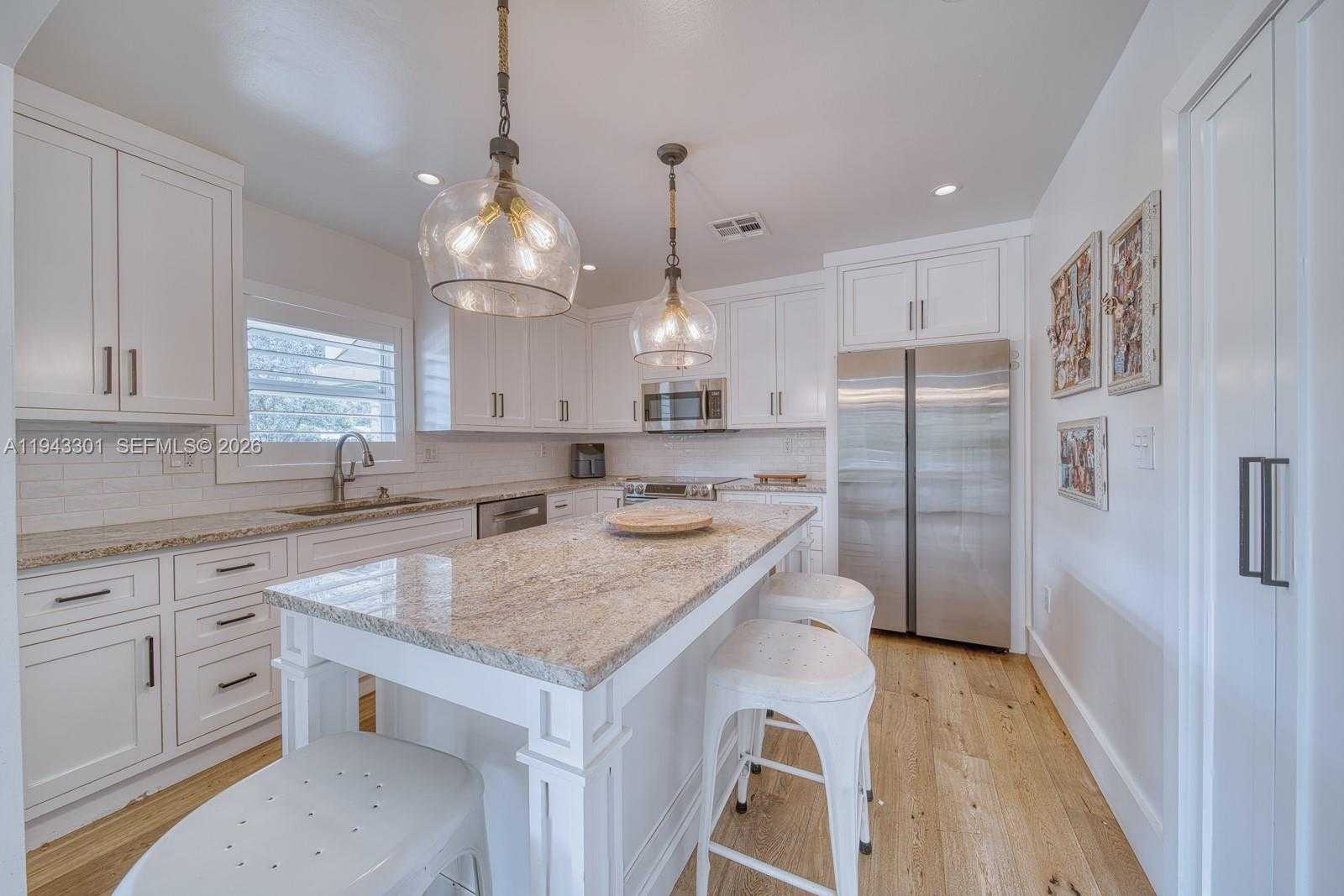 Small Image of 7621 SOUTH WEST 65TH PL, South Miami Number 9