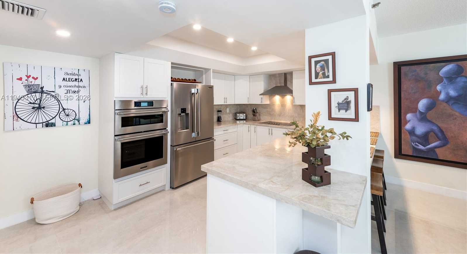 Small Image of 520 BRICKELL KEY DR #A1102, Miami Number 11