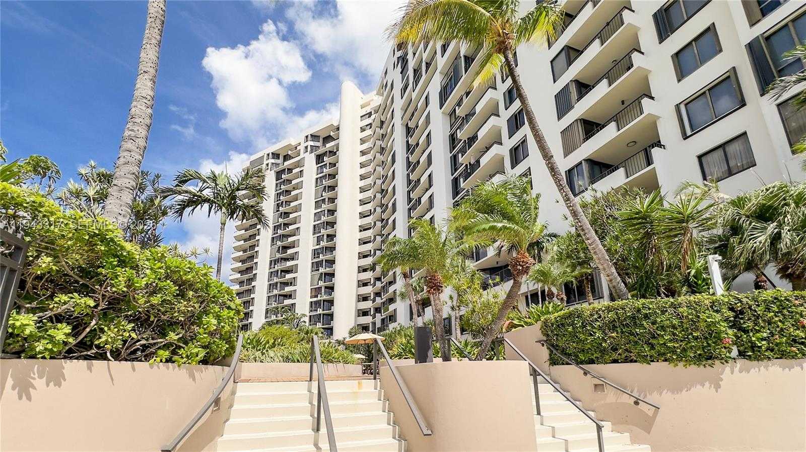 Small Image of 520 BRICKELL KEY DR #A1102, Miami Number 29