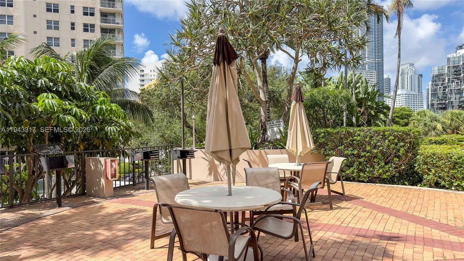 Small Image of 520 BRICKELL KEY DR #A1102, Miami Number 33