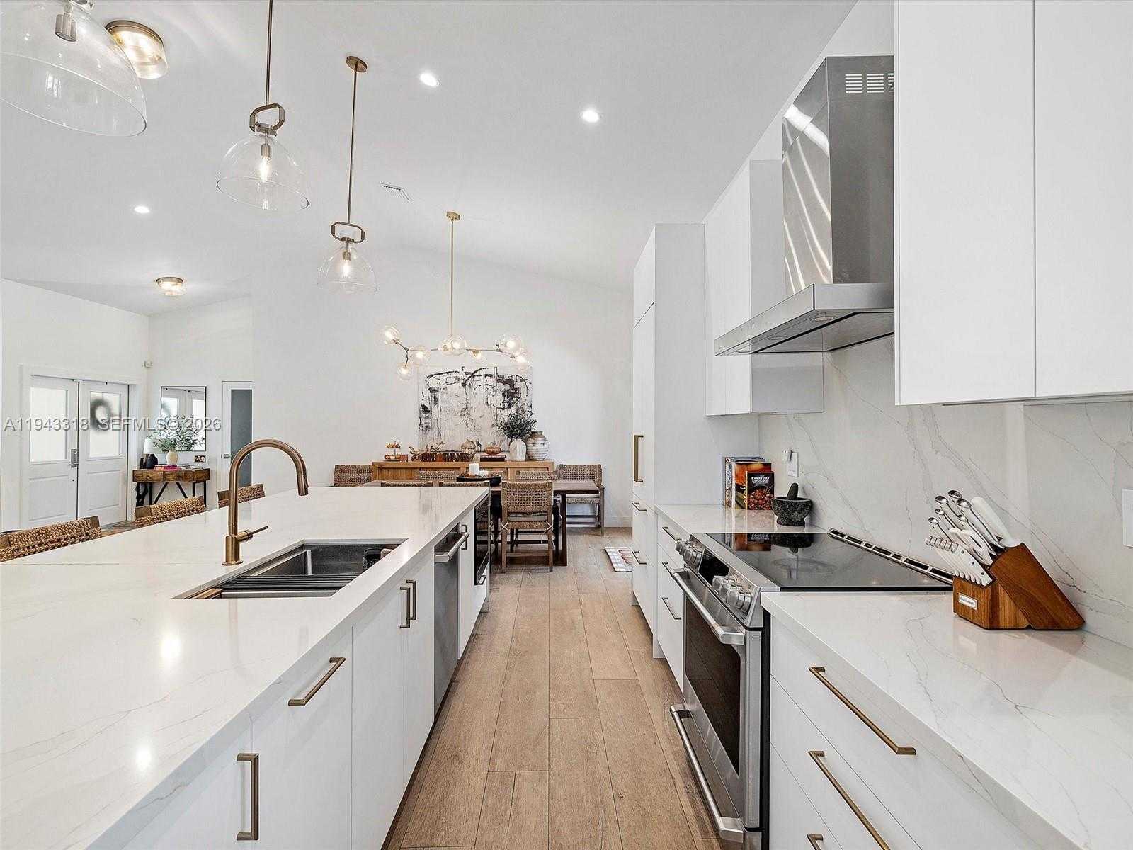 Small Image of 3776 SOUTH WEST 107TH CT, Miami Number 17