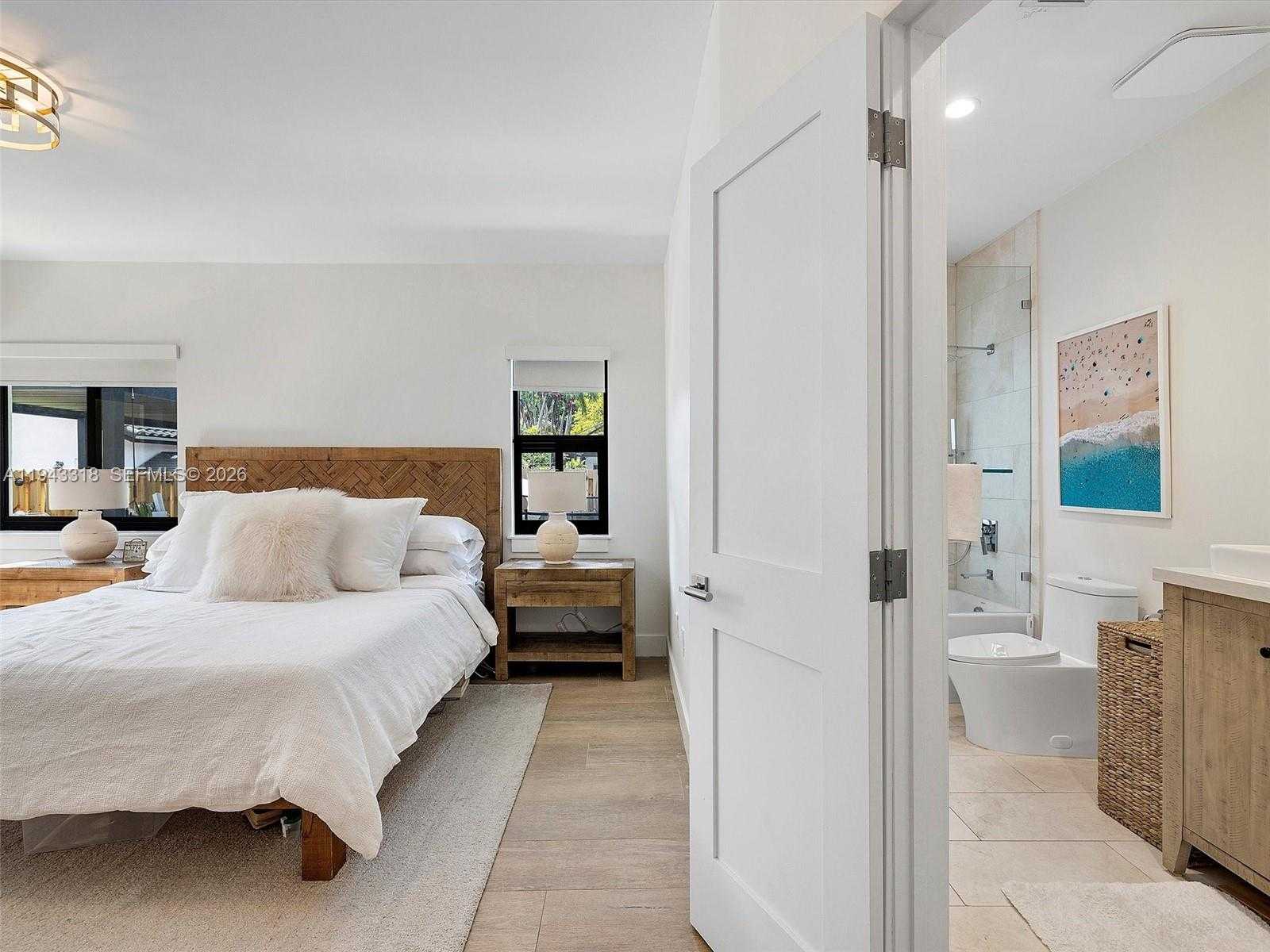 Small Image of 3776 SOUTH WEST 107TH CT, Miami Number 27