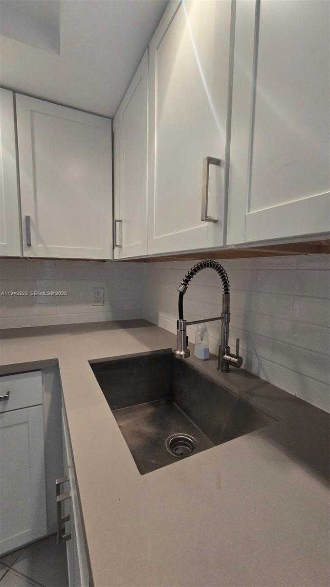 Small Image of 9381 EAST BAY HARBOR DR #404S, Bay Harbor Islands Number 22