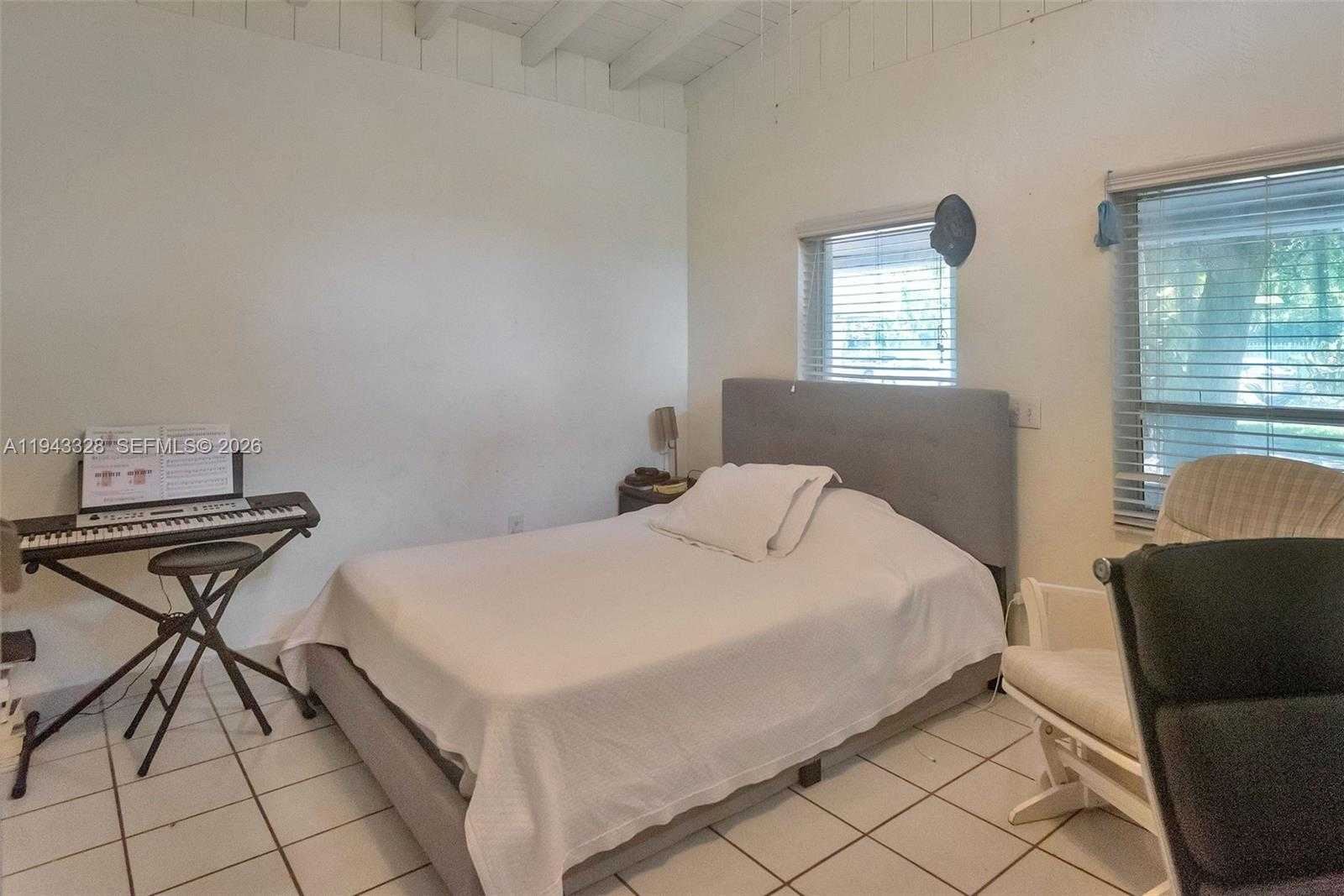 Small Image of 5845 SOUTH WEST 88TH ST, South Miami Number 19