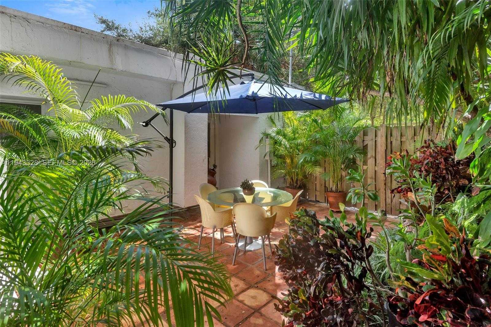 Small Image of 5845 SOUTH WEST 88TH ST, South Miami Number 24