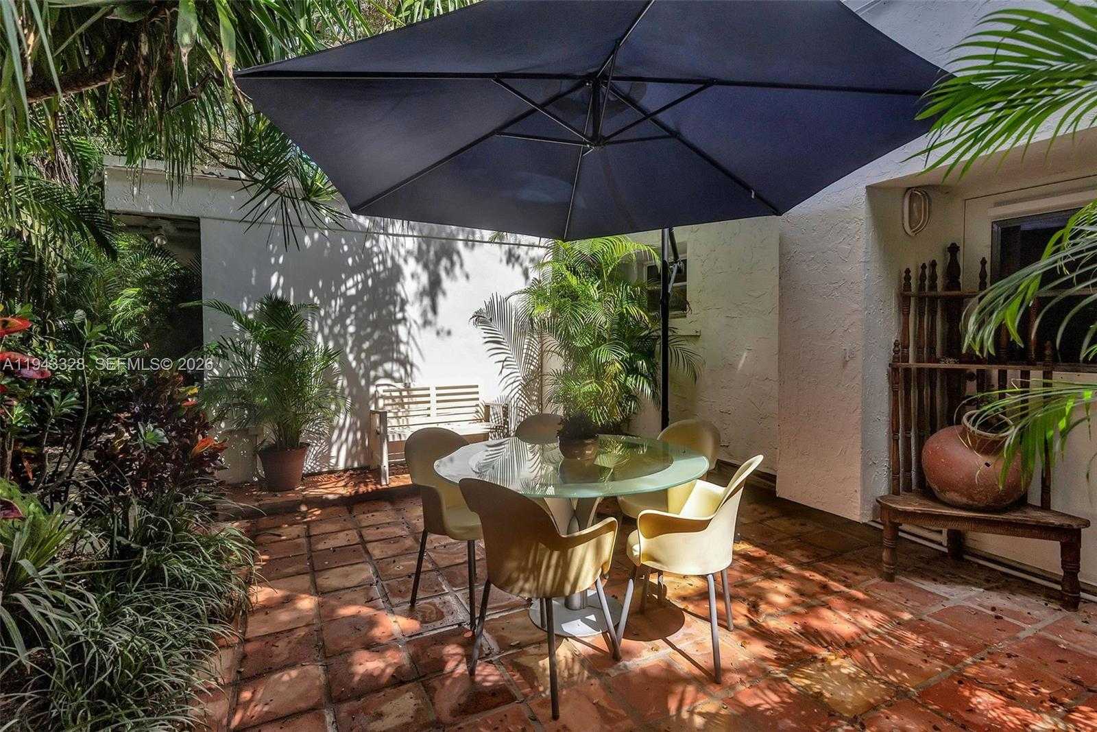 Small Image of 5845 SOUTH WEST 88TH ST, South Miami Number 25