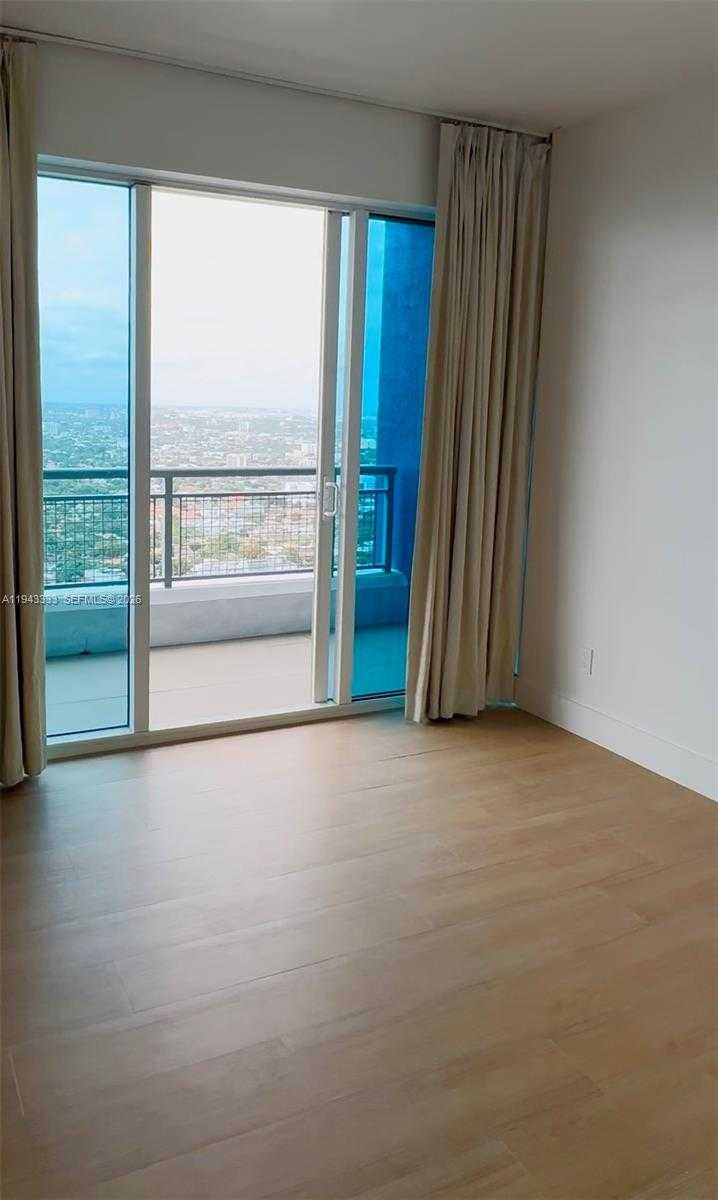 Small Image of 60 SOUTH WEST 13TH ST #4201, Miami Number 14