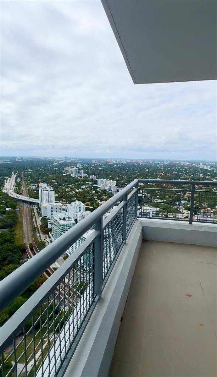 Small Image of 60 SOUTH WEST 13TH ST #4201, Miami Number 18