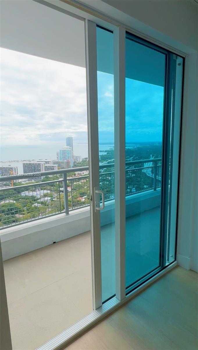 Small Image of 60 SOUTH WEST 13TH ST #4201, Miami Number 6