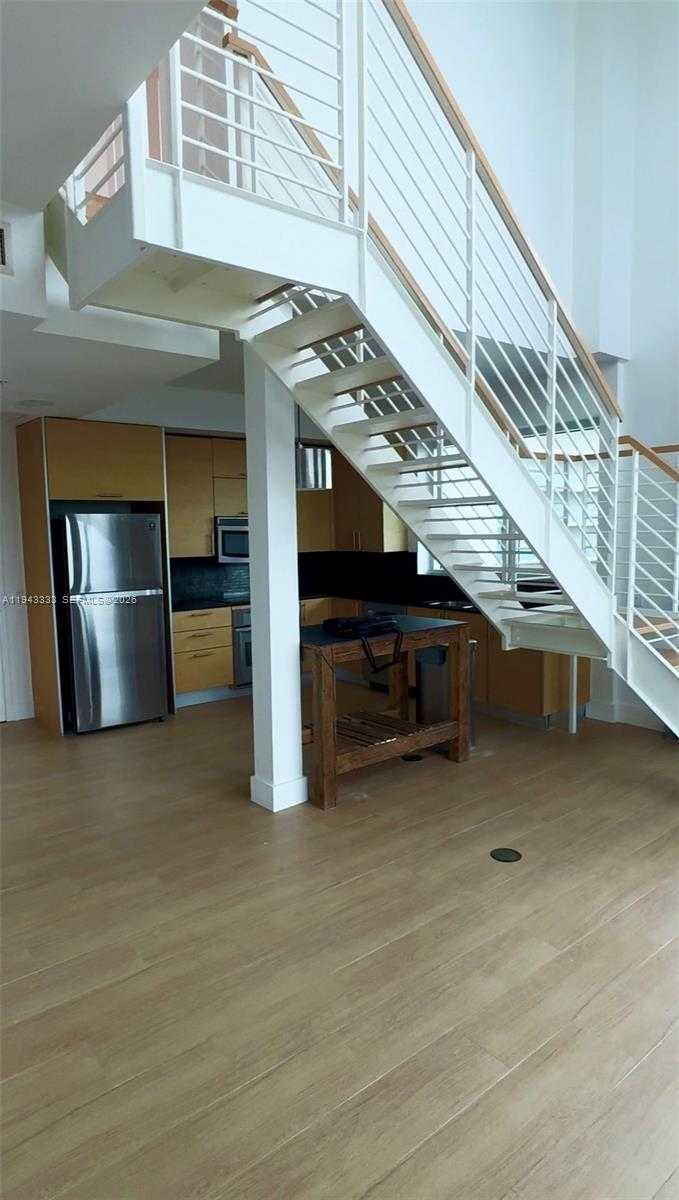 Small Image of 60 SOUTH WEST 13TH ST #4201, Miami Number 9