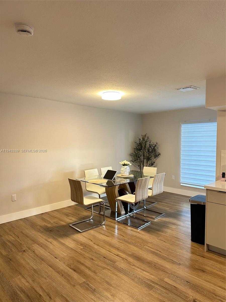 Small Image of 6729 PETUNIA DR #6729, Miramar Number 10