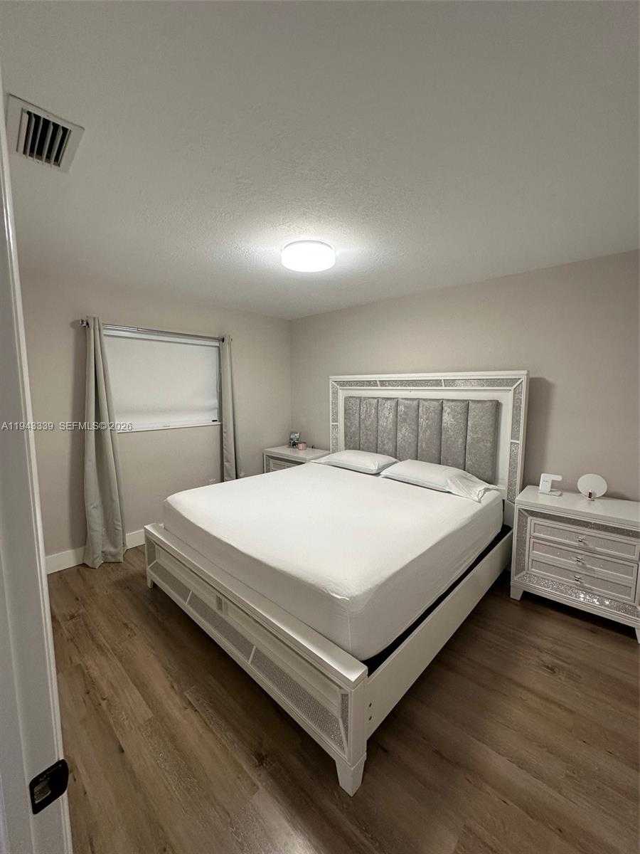 Small Image of 6729 PETUNIA DR #6729, Miramar Number 12