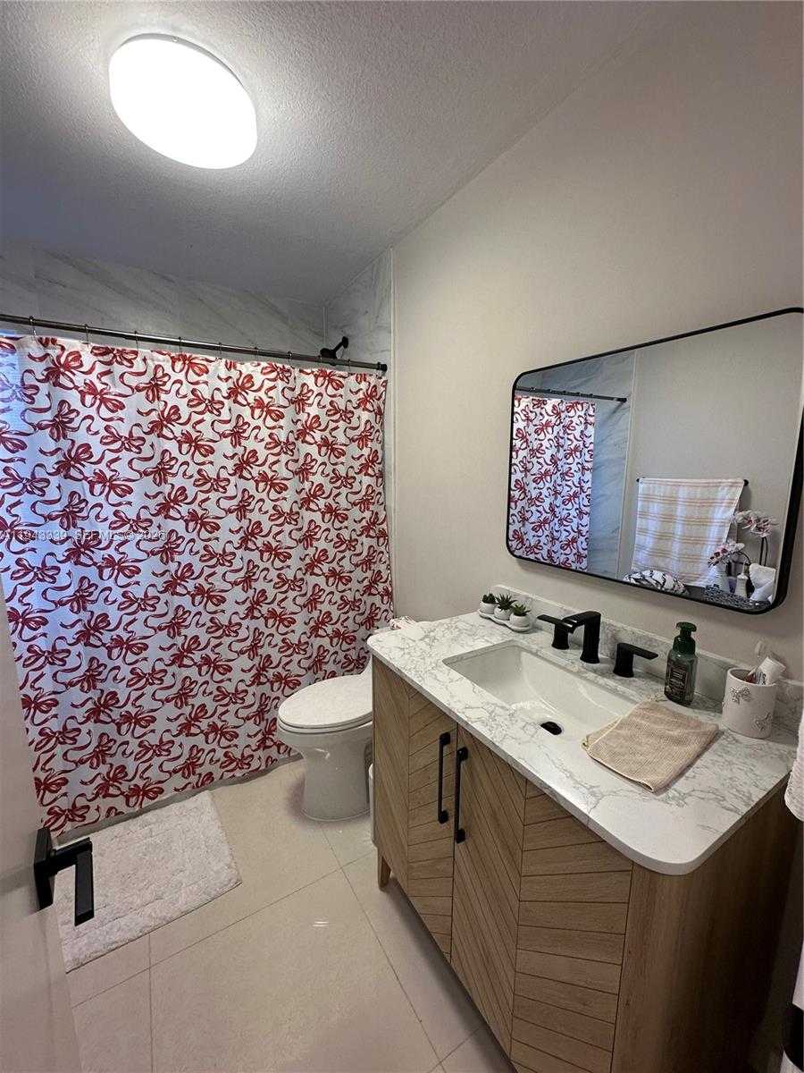 Small Image of 6729 PETUNIA DR #6729, Miramar Number 13