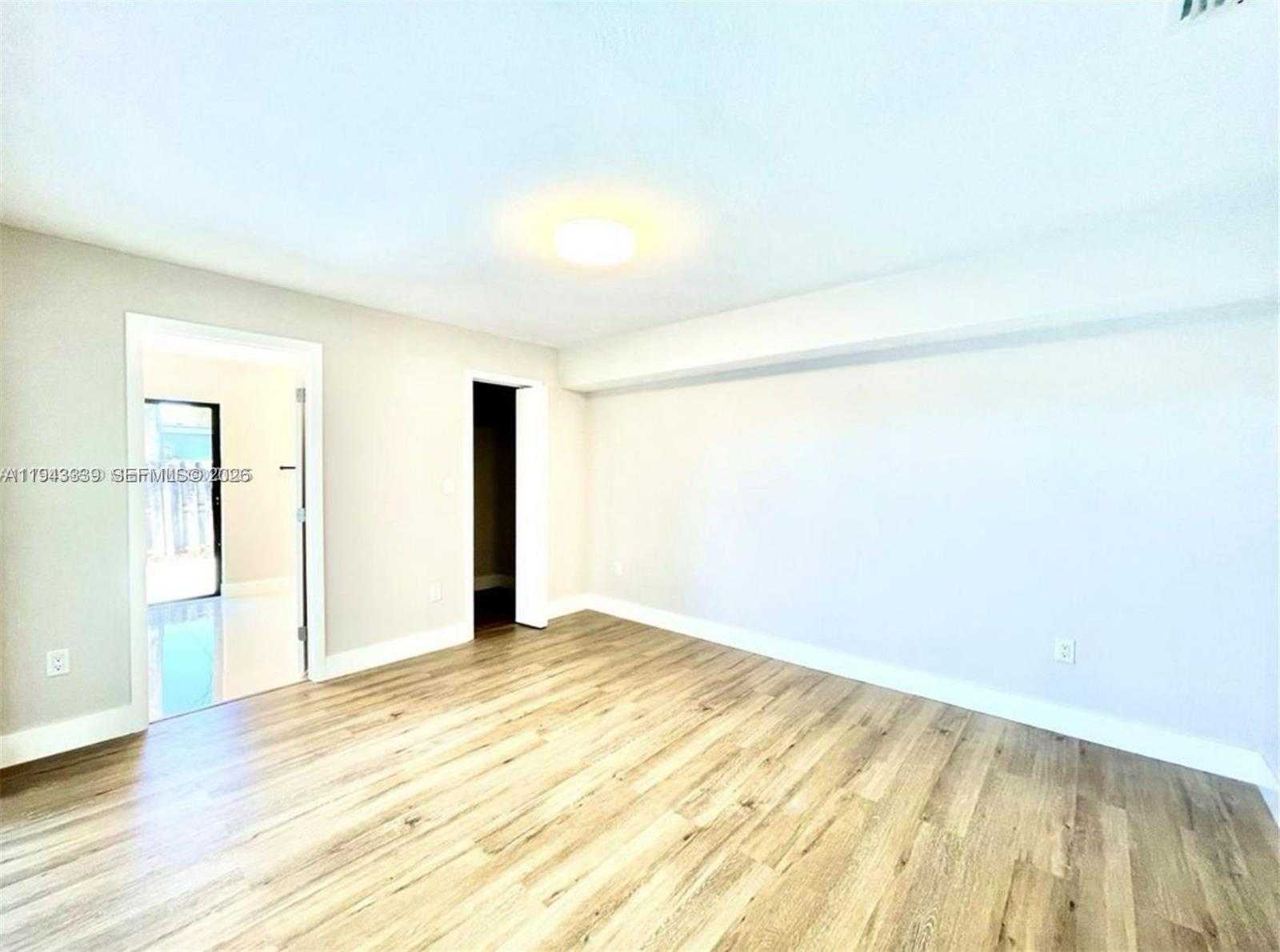 Small Image of 6729 PETUNIA DR #6729, Miramar Number 18