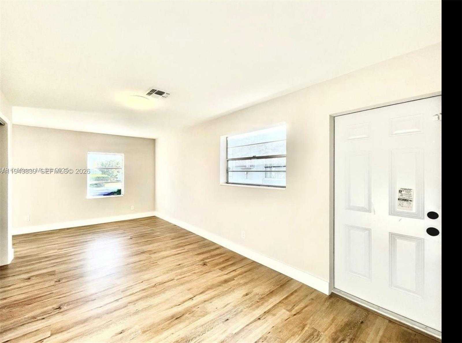 Small Image of 6729 PETUNIA DR #6729, Miramar Number 19