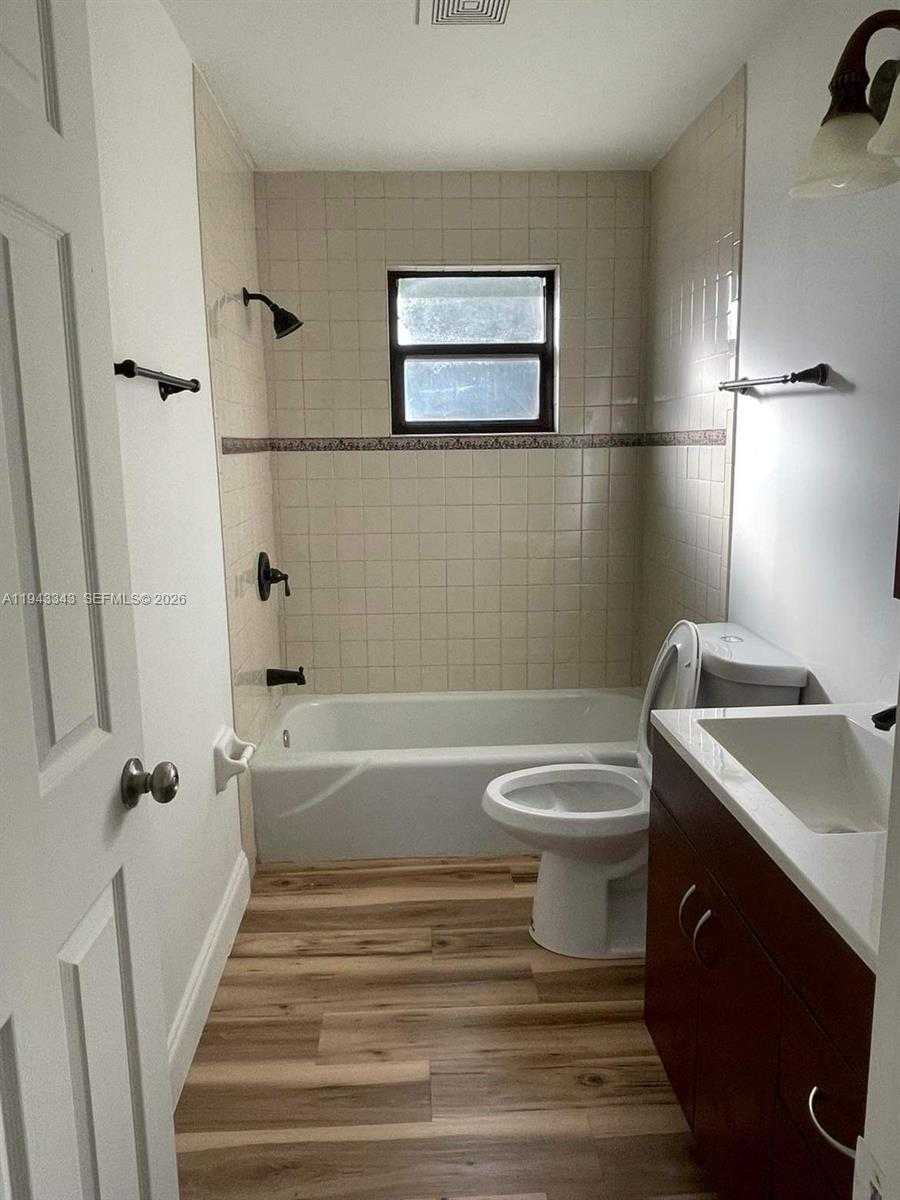 Small Image of 1866 9TH PL #3, Vero Beach Number 4