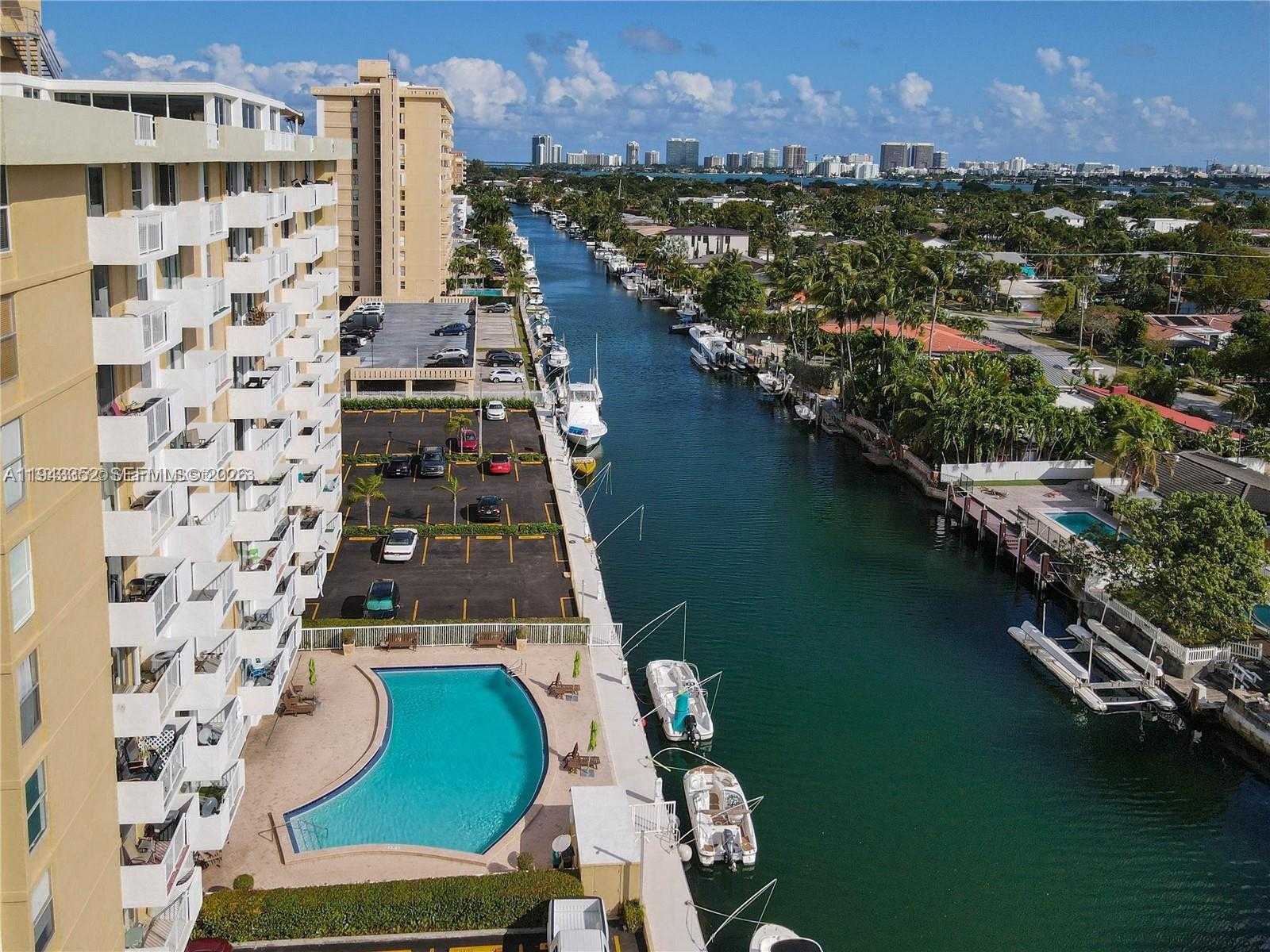 Small Image of 2020 NORTH EAST 135TH ST #607, North Miami Number 23