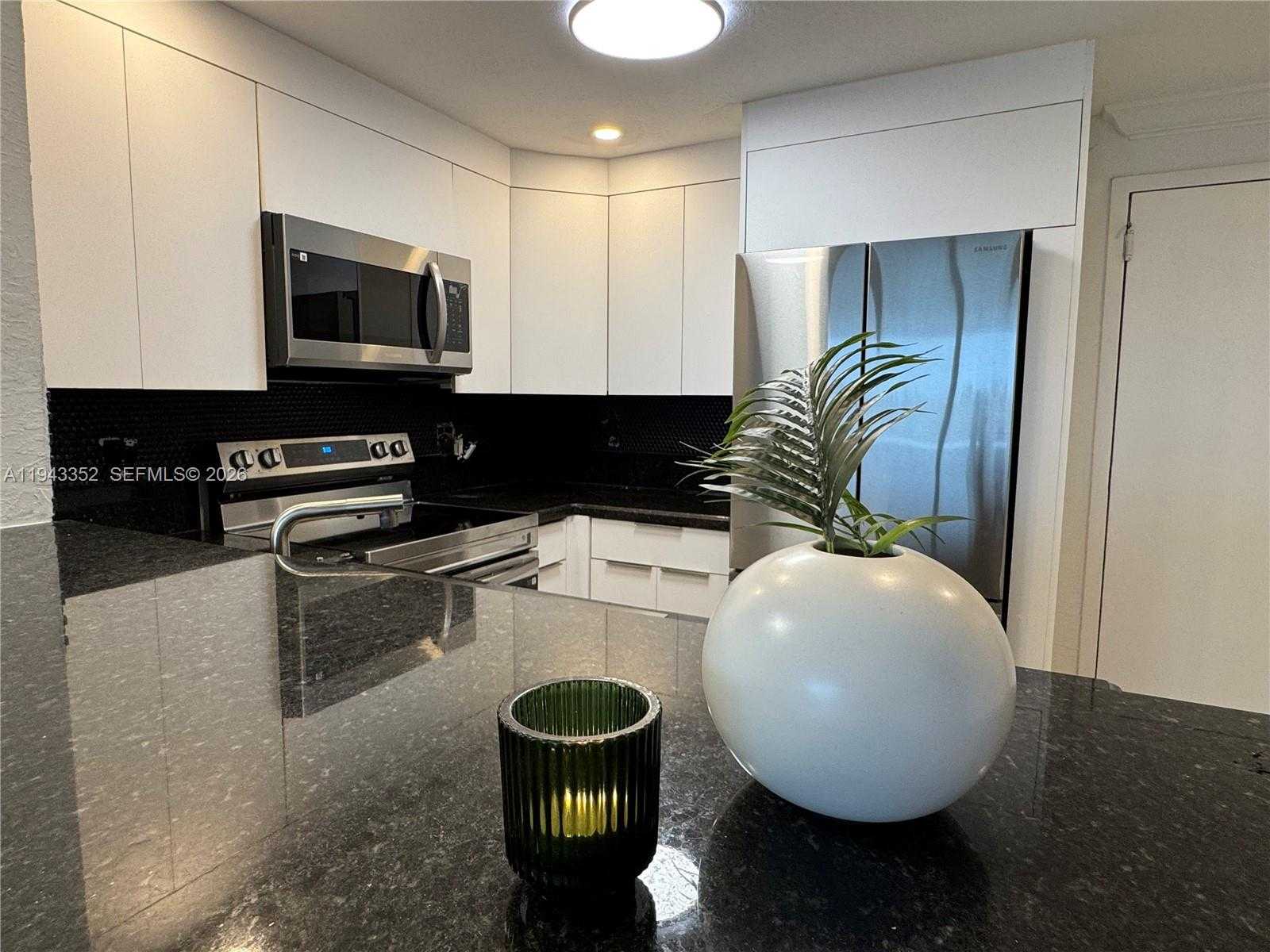 Small Image of 2020 NORTH EAST 135TH ST #607, North Miami Number 6