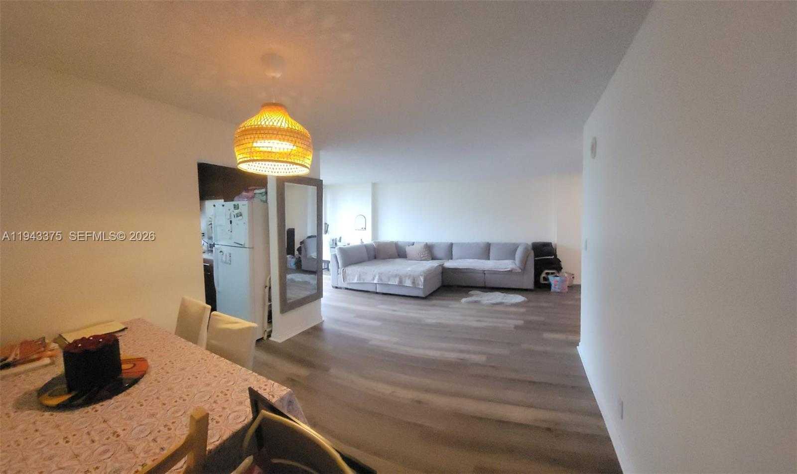 Small Image of 17021 NORTH BAY RD #917, Sunny Isles Beach Number 4