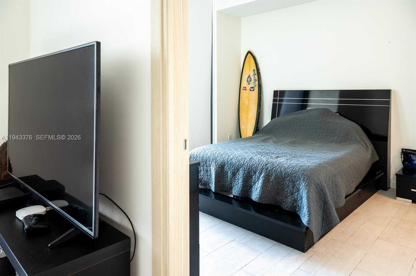 Small Image of 1000 BRICKELL PLZ #1806, Miami Number 23