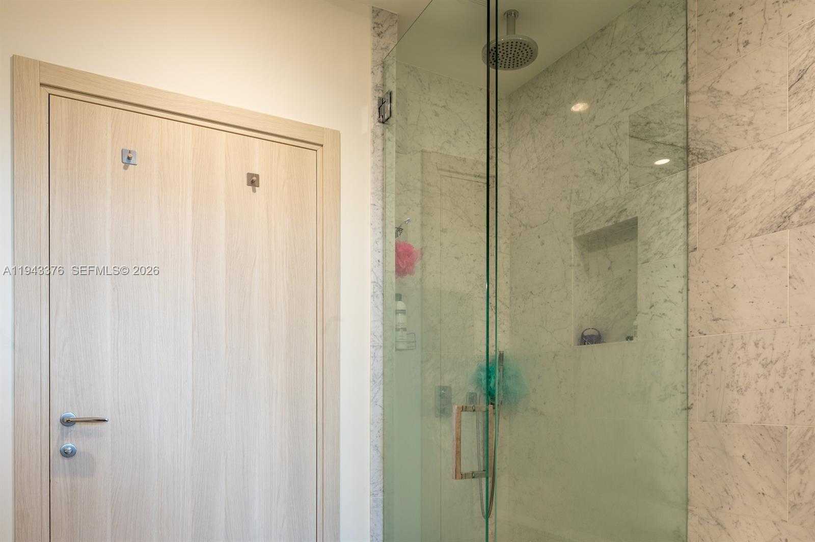 Small Image of 1000 BRICKELL PLZ #1806, Miami Number 28