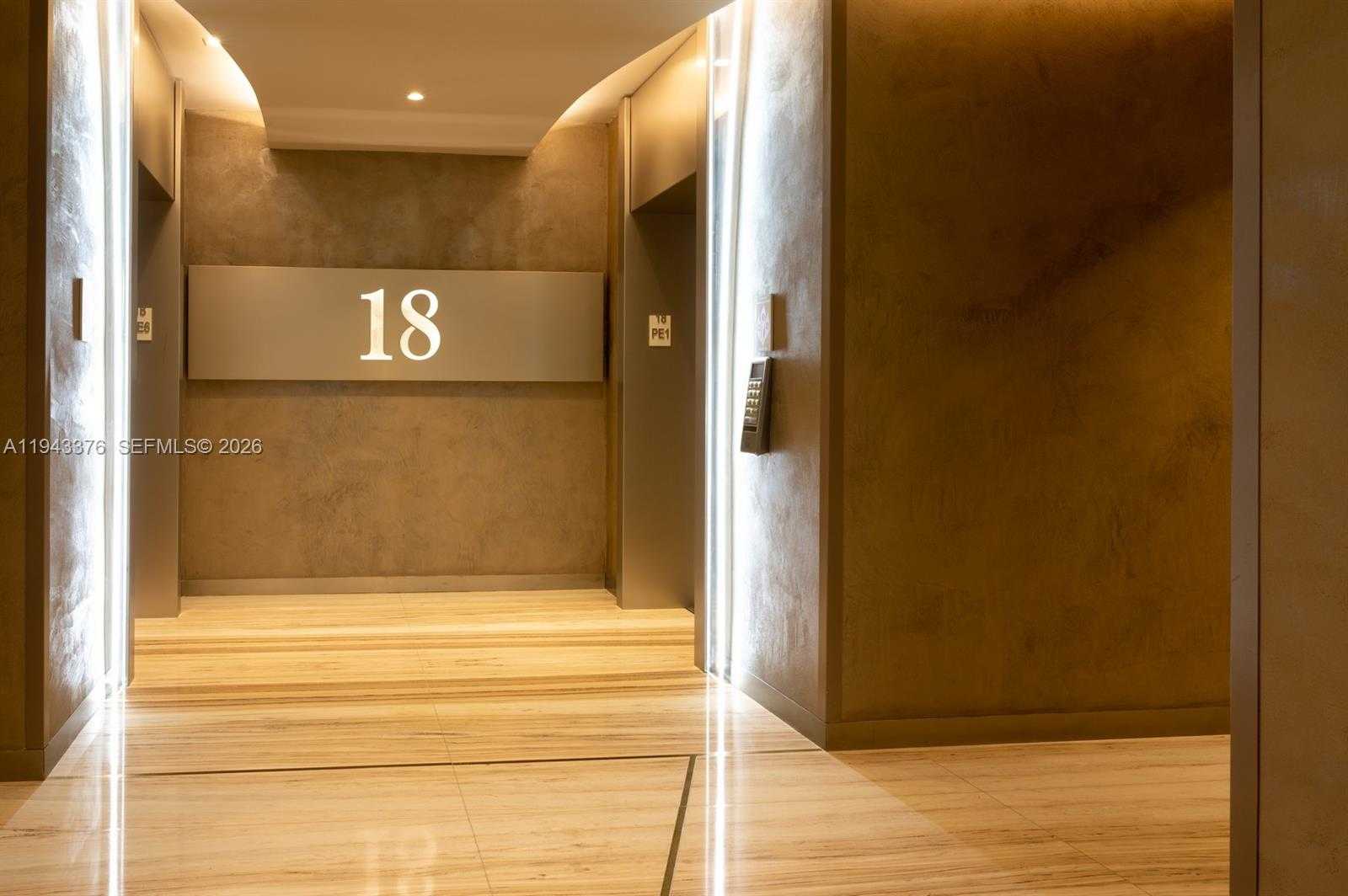 Small Image of 1000 BRICKELL PLZ #1806, Miami Number 32