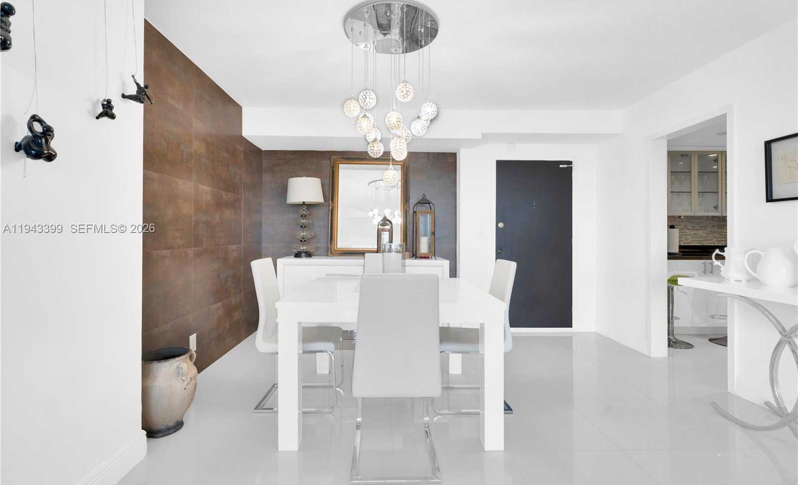 Small Image of 3140 SOUTH OCEAN DR #1211, Hallandale Beach Number 12