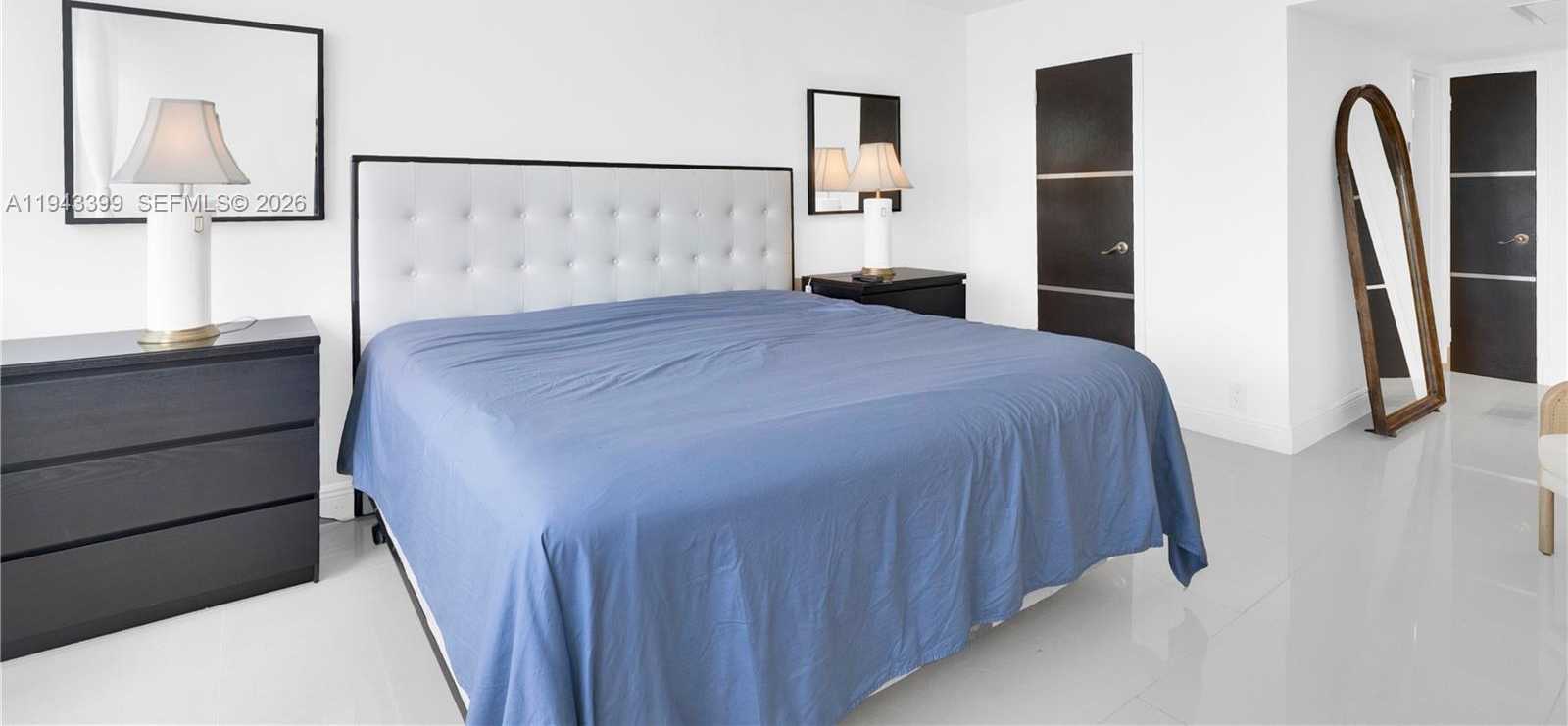Small Image of 3140 SOUTH OCEAN DR #1211, Hallandale Beach Number 14