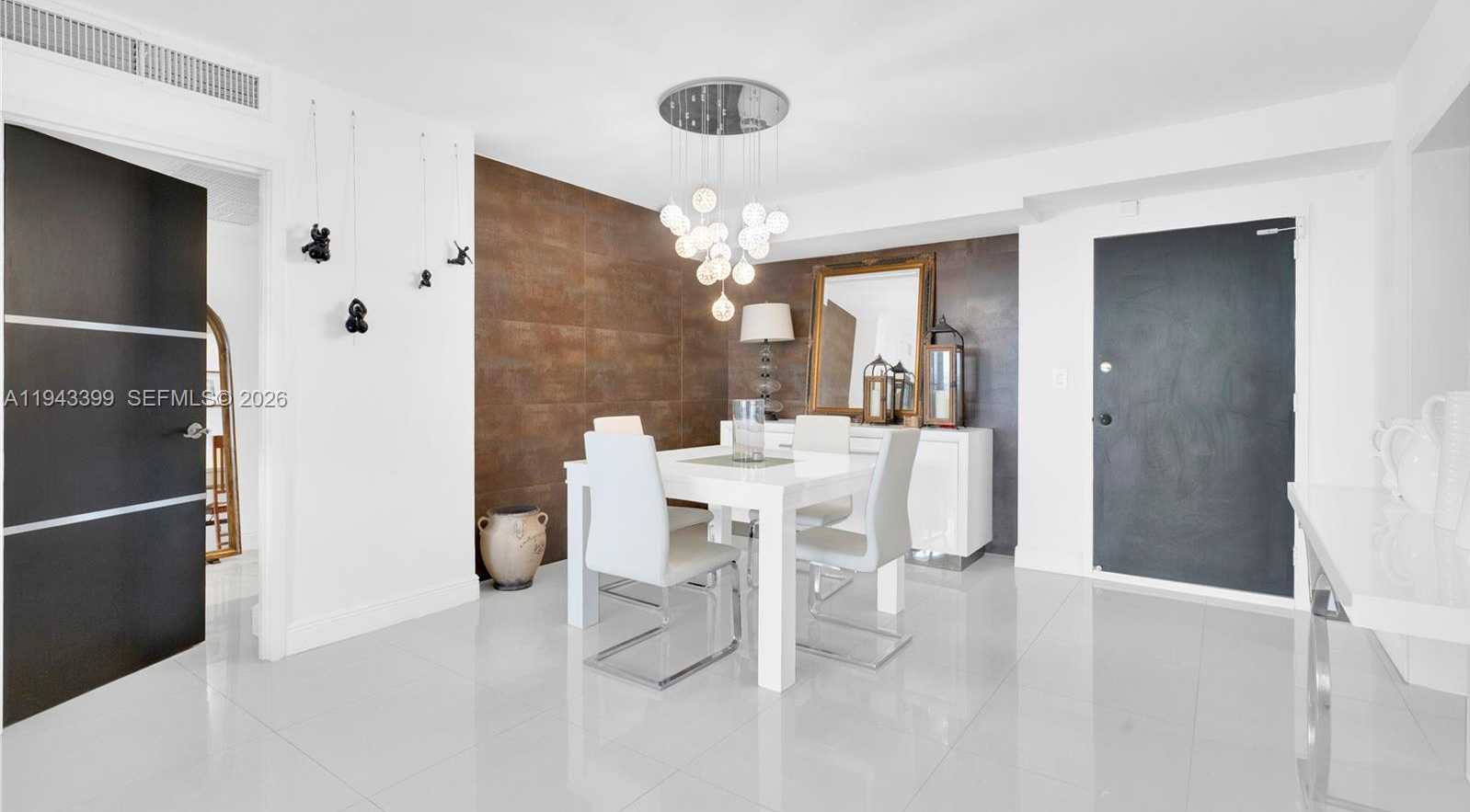 Small Image of 3140 SOUTH OCEAN DR #1211, Hallandale Beach Number 6