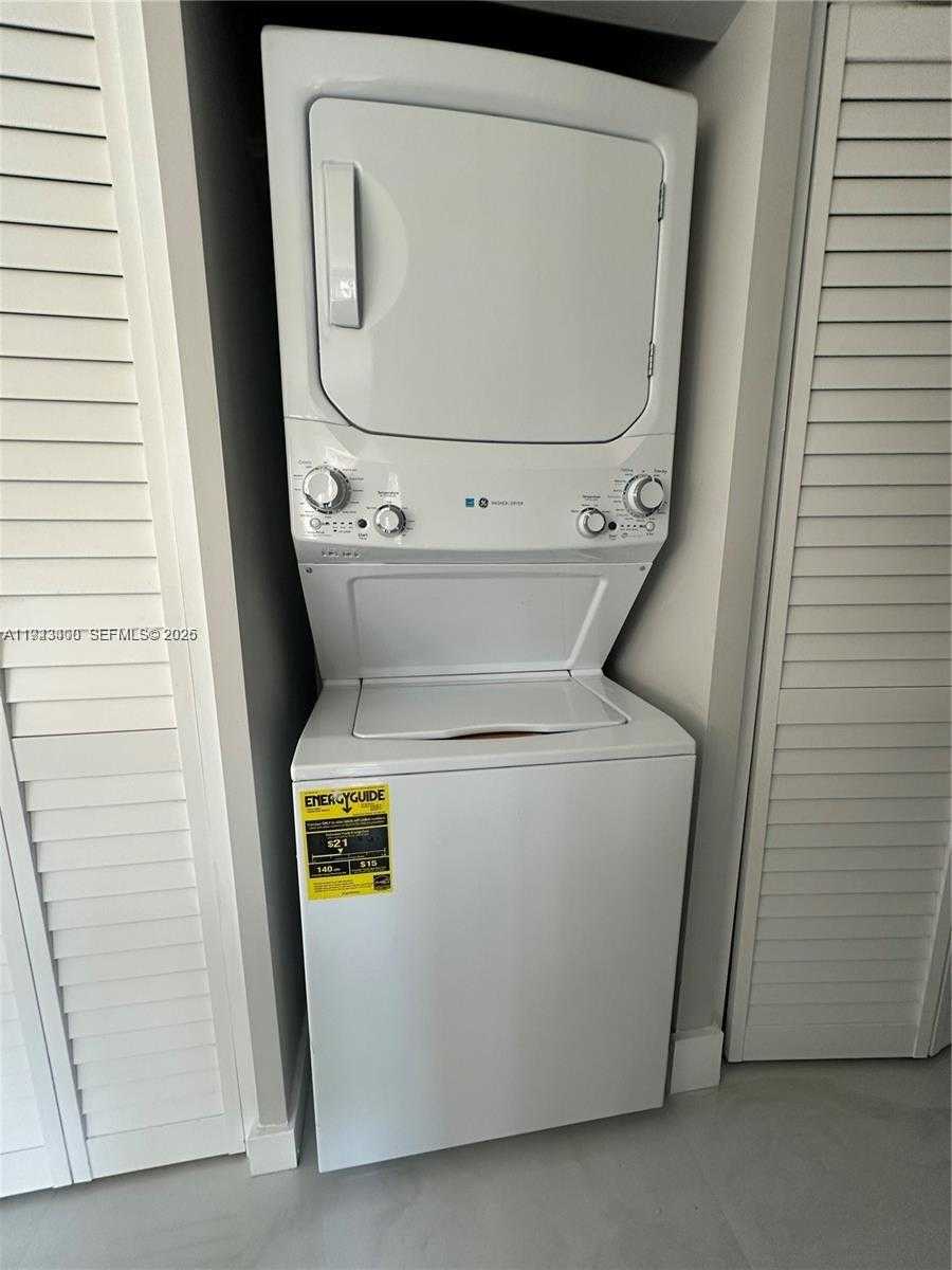 Small Image of 510 BOABADILLA ST, Coral Gables Number 17