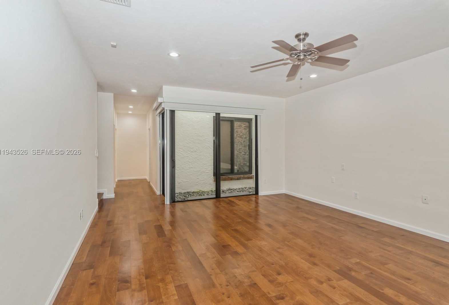 Small Image of 15405 SOUTH WEST 73RD CT, Palmetto Bay Number 15