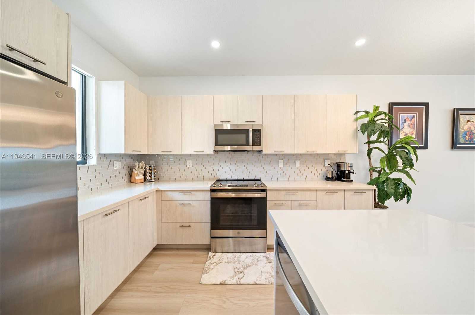 Small Image of 4648 NORTH WEST 83RD AVE #4648, Doral Number 12