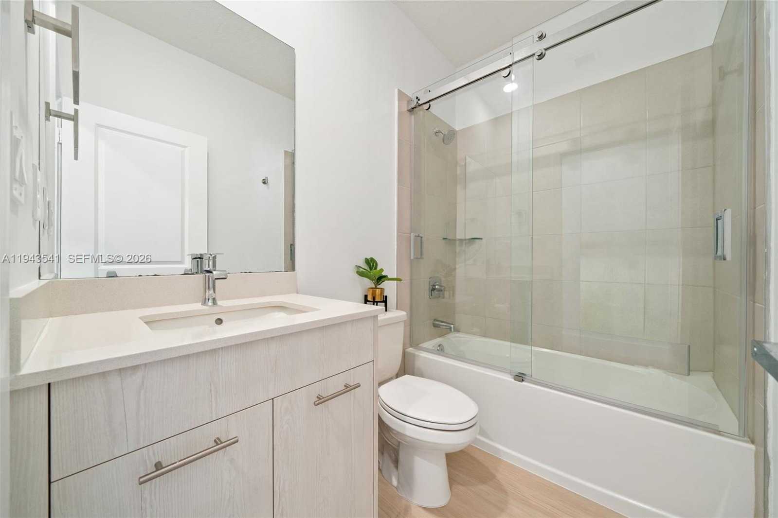 Small Image of 4648 NORTH WEST 83RD AVE #4648, Doral Number 26