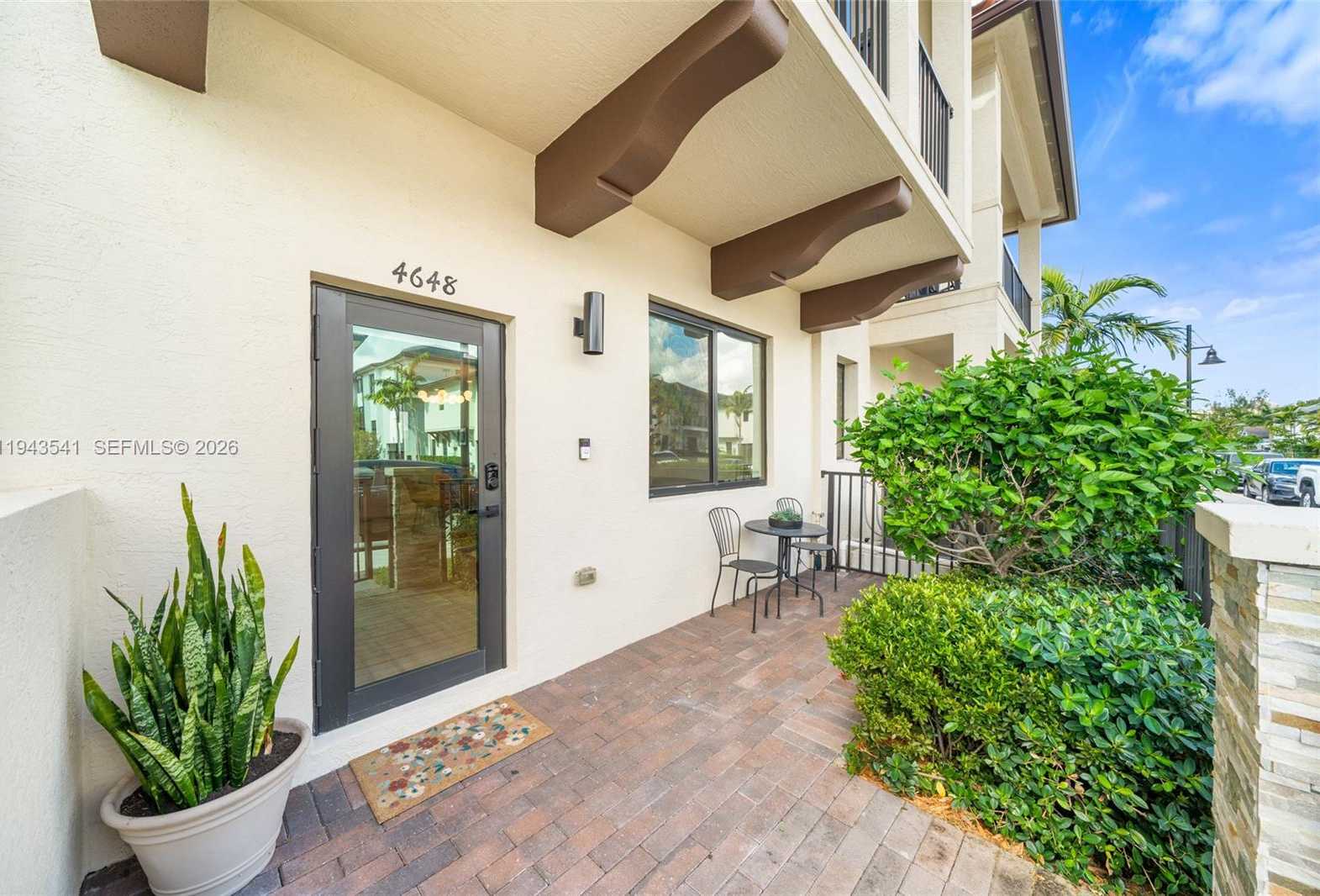 Small Image of 4648 NORTH WEST 83RD AVE #4648, Doral Number 3