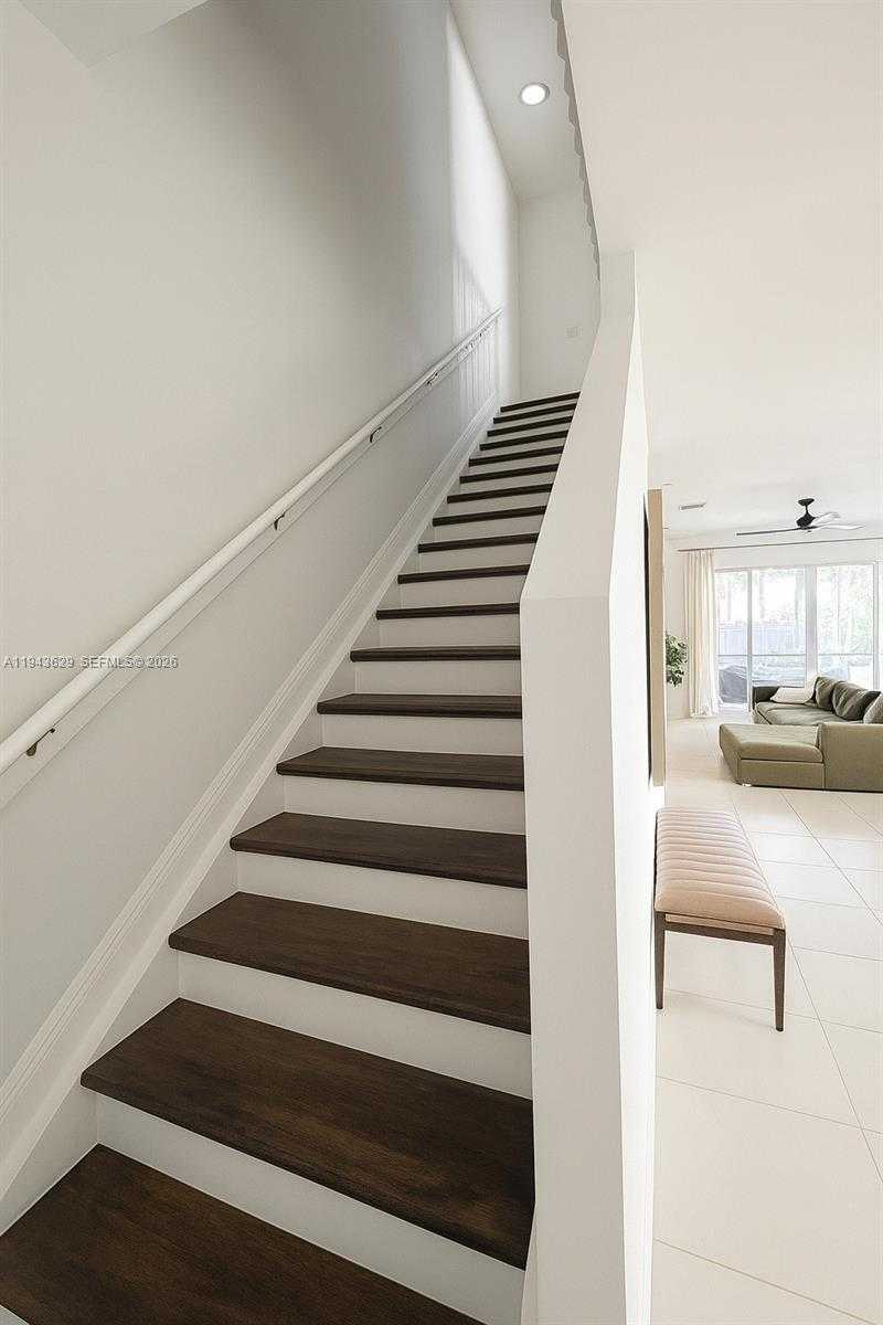 Small Image of 1139 NORTH EAST 3RD AVE, Fort Lauderdale Number 12