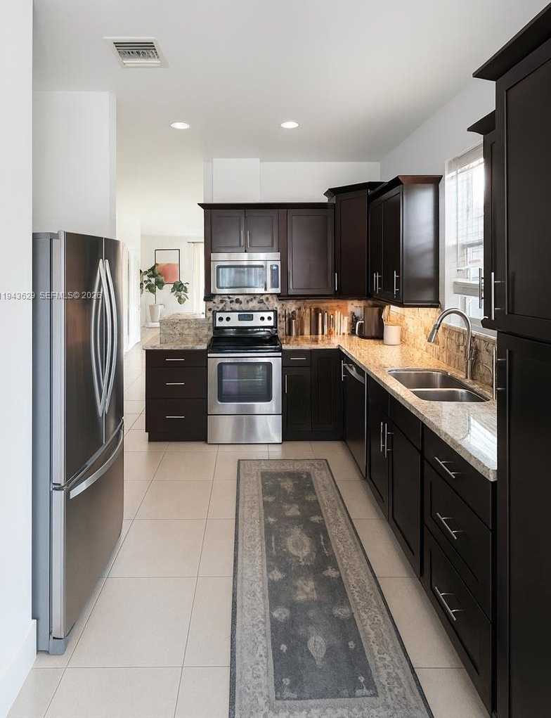 Small Image of 1139 NORTH EAST 3RD AVE, Fort Lauderdale Number 7