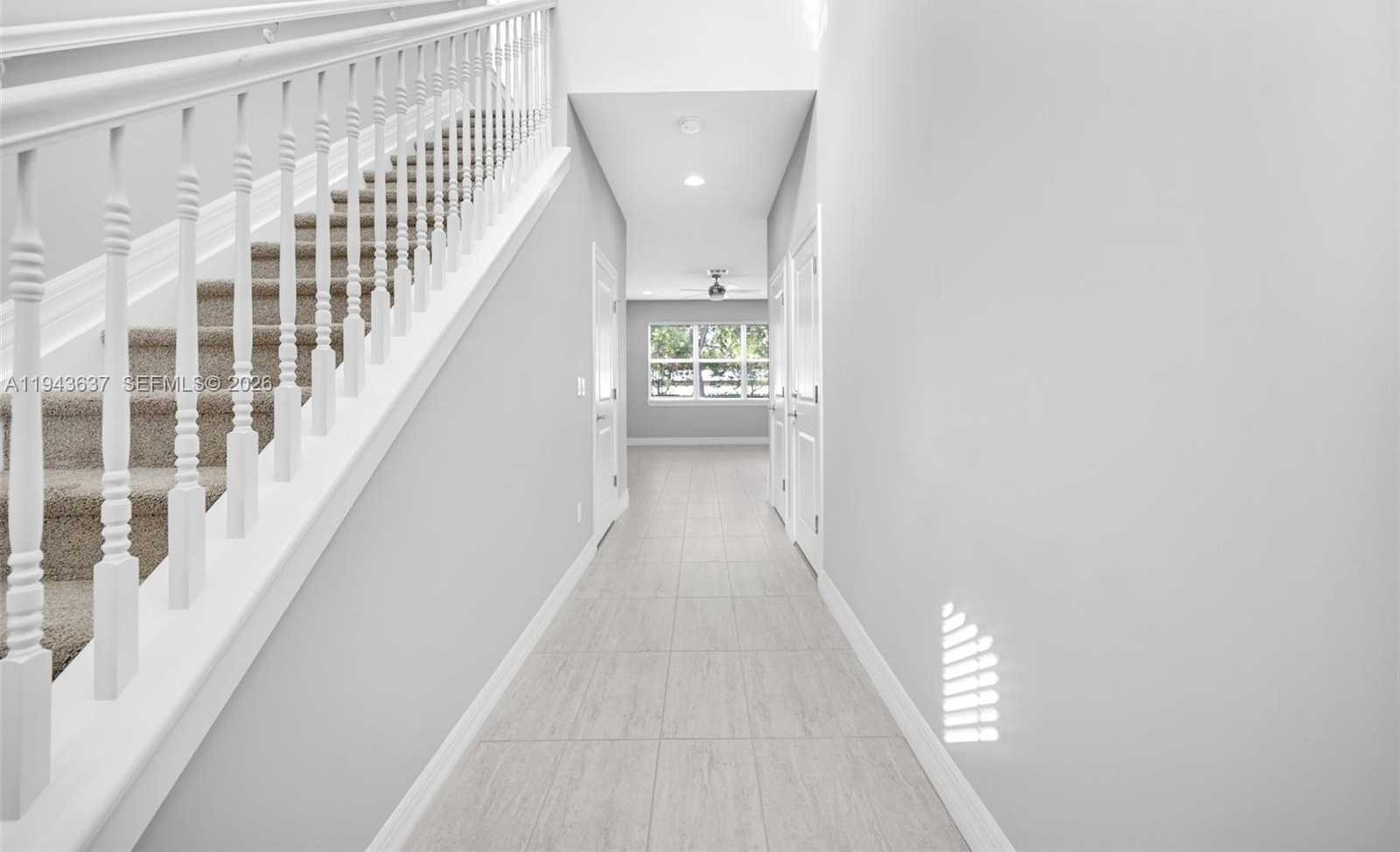 Small Image of 964 BANYAN DR, Hollywood Number 19