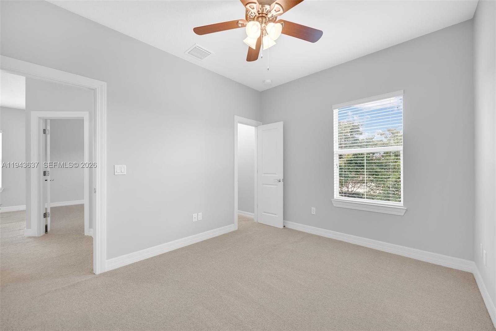 Small Image of 964 BANYAN DR, Hollywood Number 23