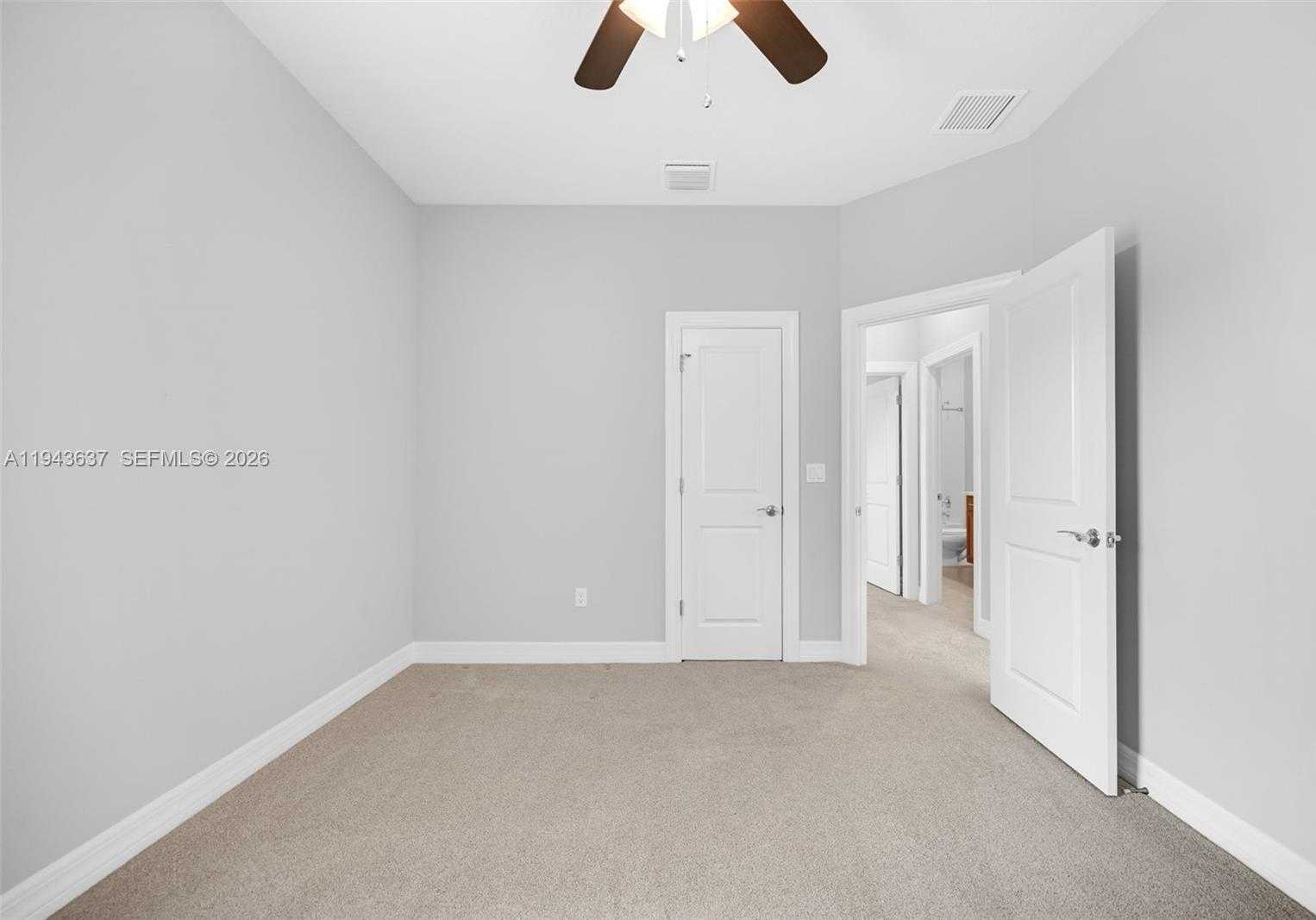 Small Image of 964 BANYAN DR, Hollywood Number 29